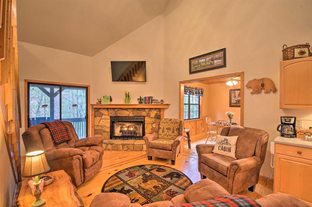 Modern Cabin With Deck In The Blue Ridge Mountains! Blairsville Kültér fotó